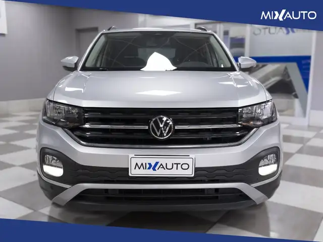 Volkswagen T-Cross view 2