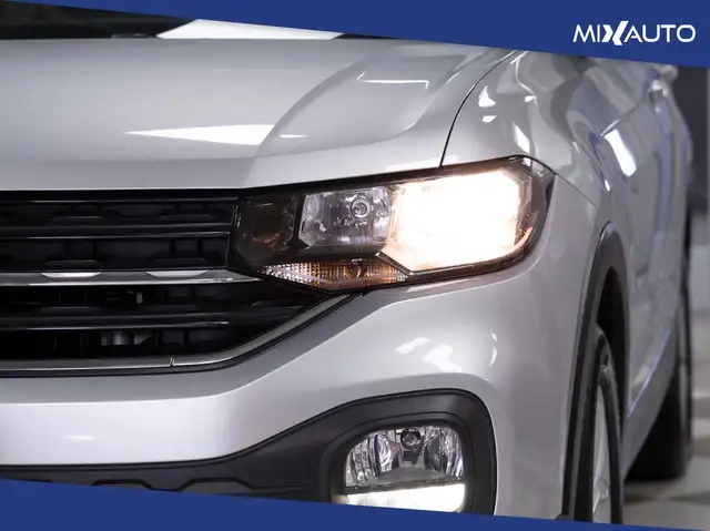 Volkswagen T-Cross view 10
