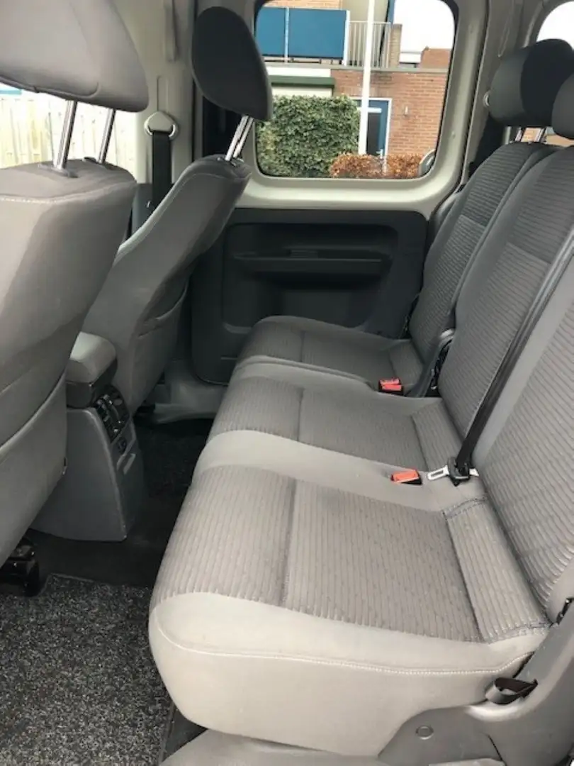 Volkswagen Caddy 1.6 TDI Comfortline Maxi aangepast voor invalide Bruin - 2
