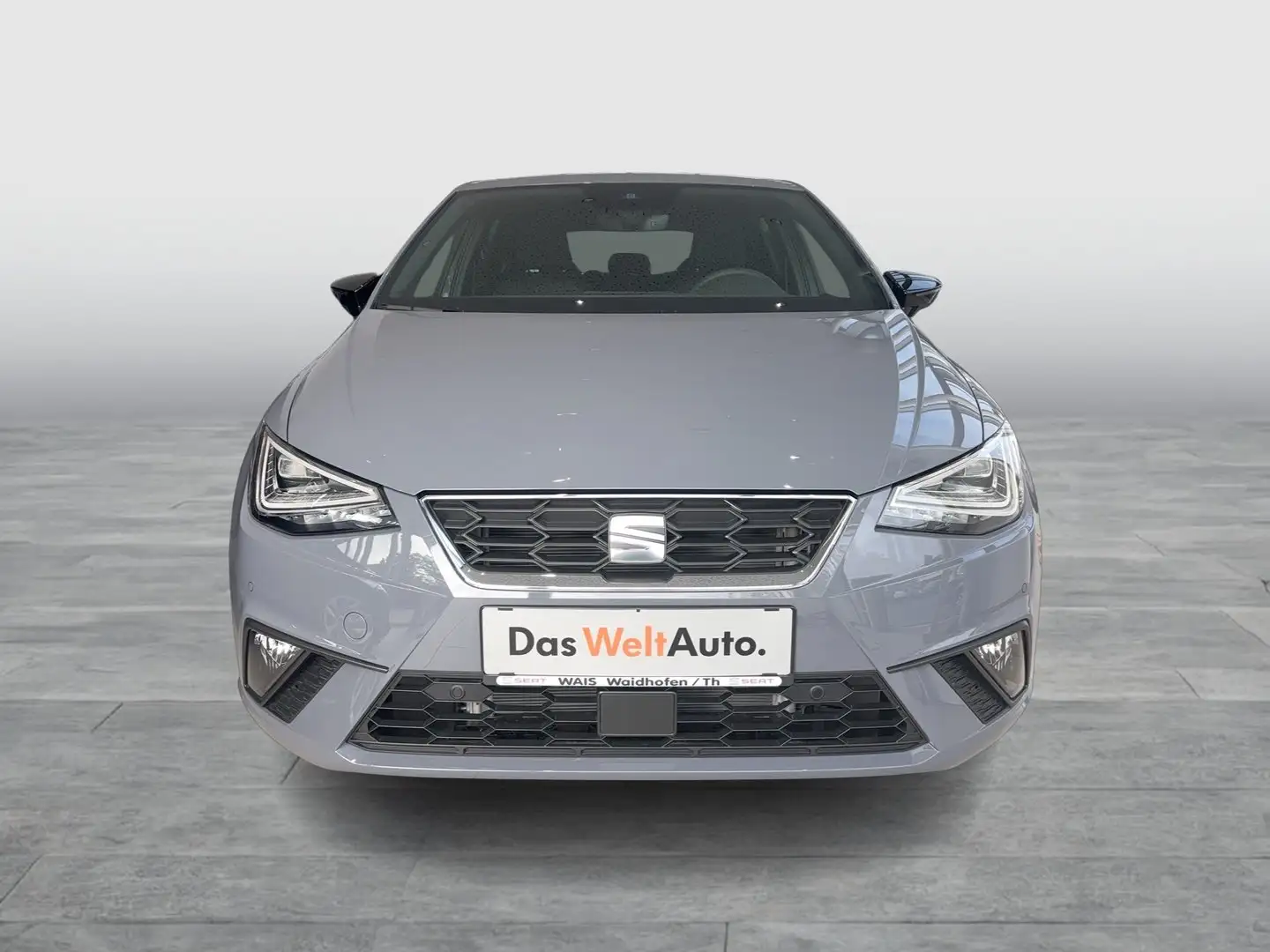 SEAT Ibiza FR 1.0 TSI Grau - 2