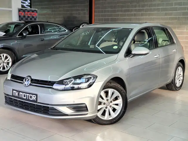 Volkswagen Golf 🟢1.6 TDi 116CV HIGHLINE - CUIR - GPS - S.CHAUFF