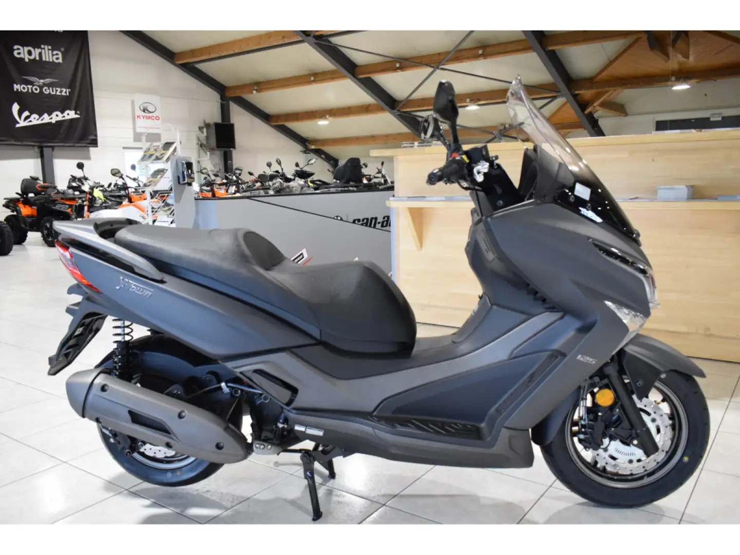 Kymco X-Town 125i Šedá - 1