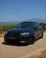 Audi A3 35 TFSI 150 cv noire pano sonos 360 ; 560 par mois