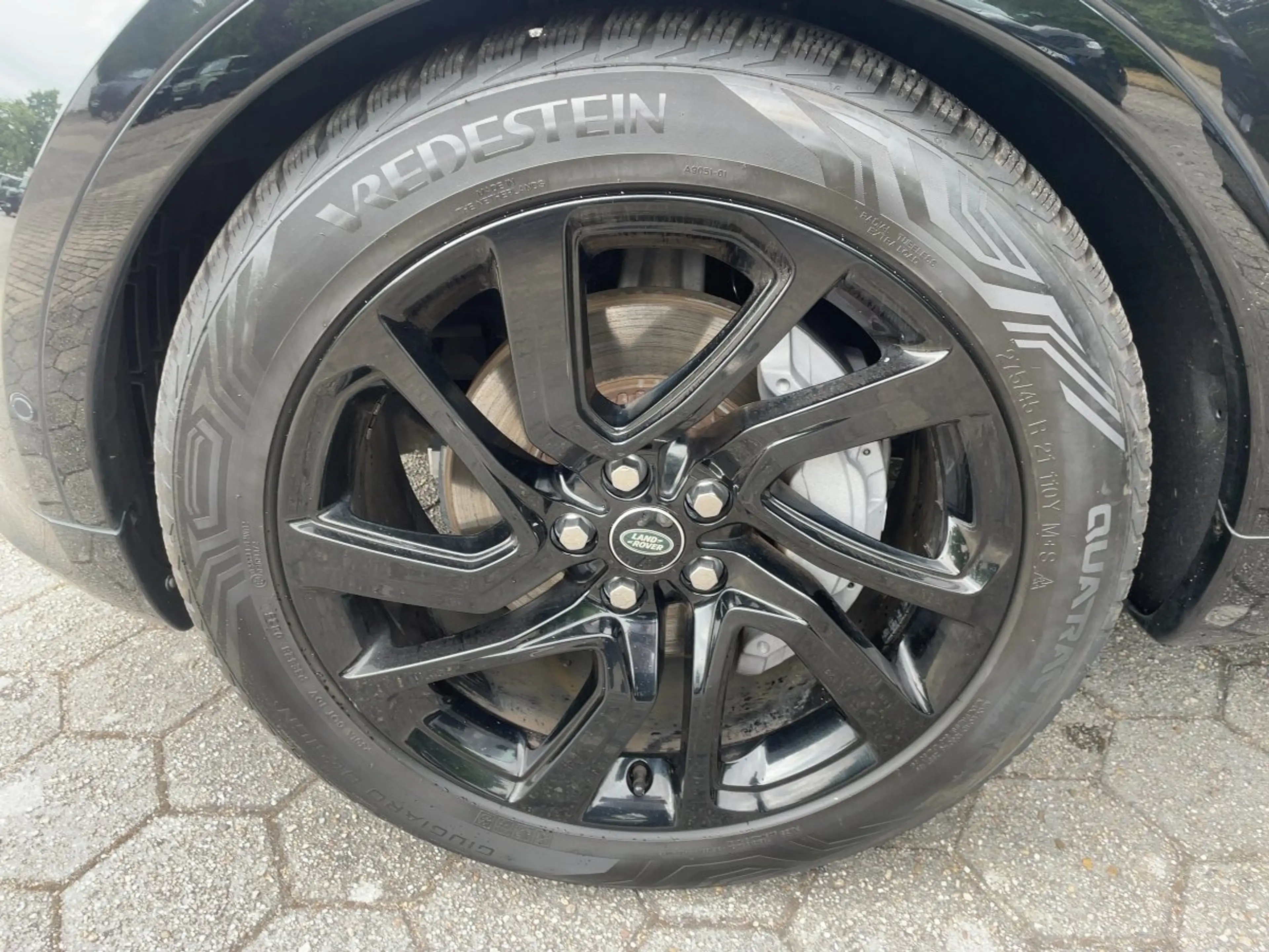 Land Rover Discovery 5 D250 R-Dynamic SE Luft  AHK Pano — photo 14