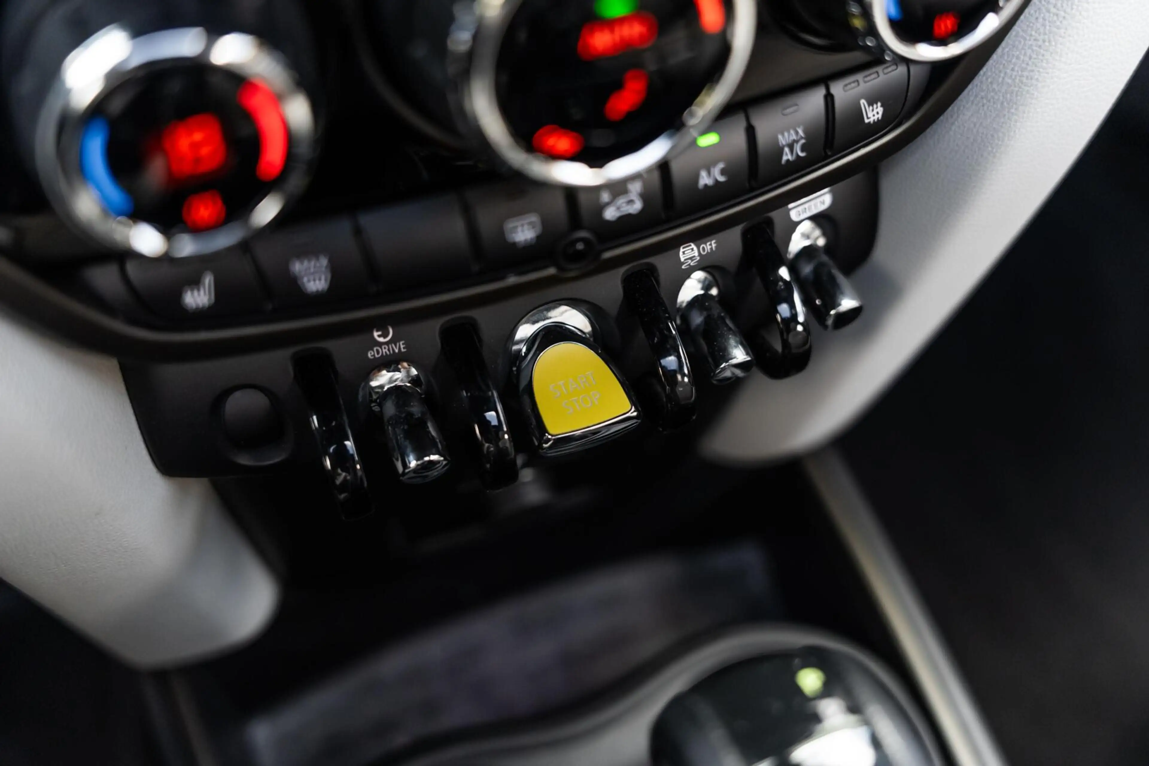 MINI Cooper SE Countryman 1.5 ALL4 Panoramadak Carplay — photo 41