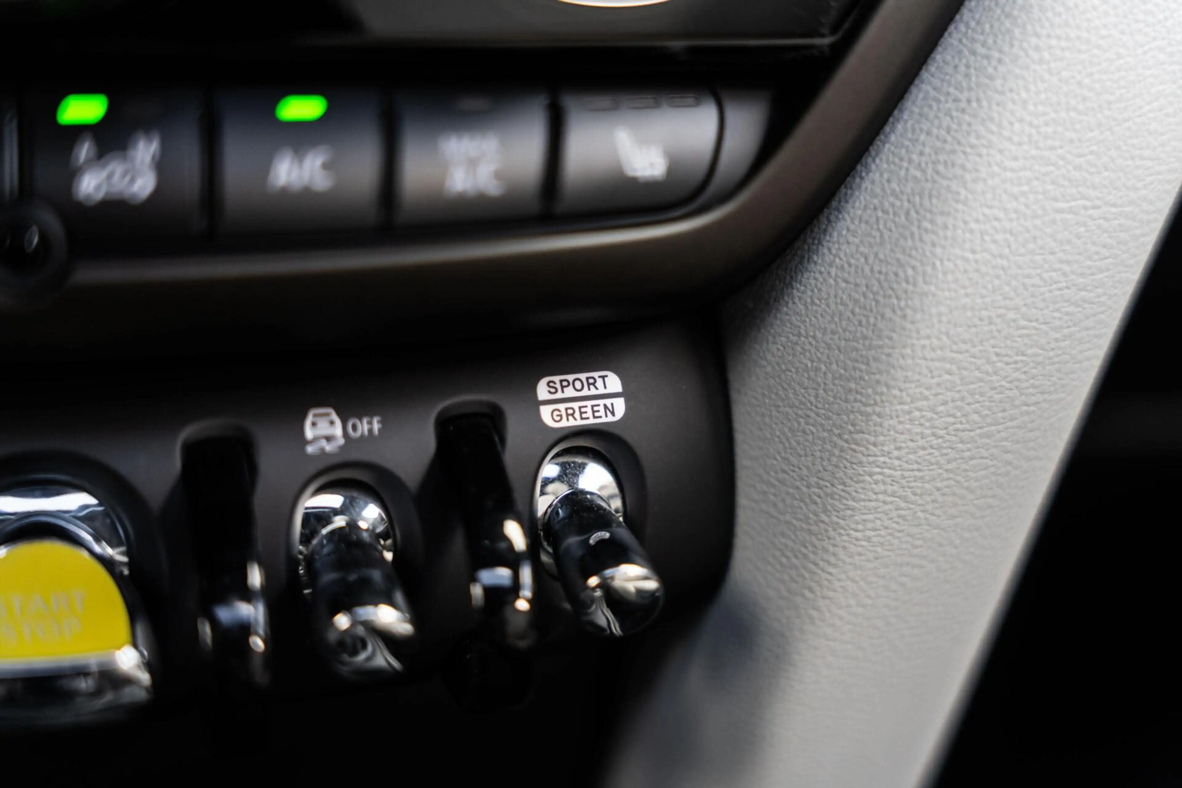 MINI Cooper SE Countryman 1.5 ALL4 Panoramadak Carplay — photo 40