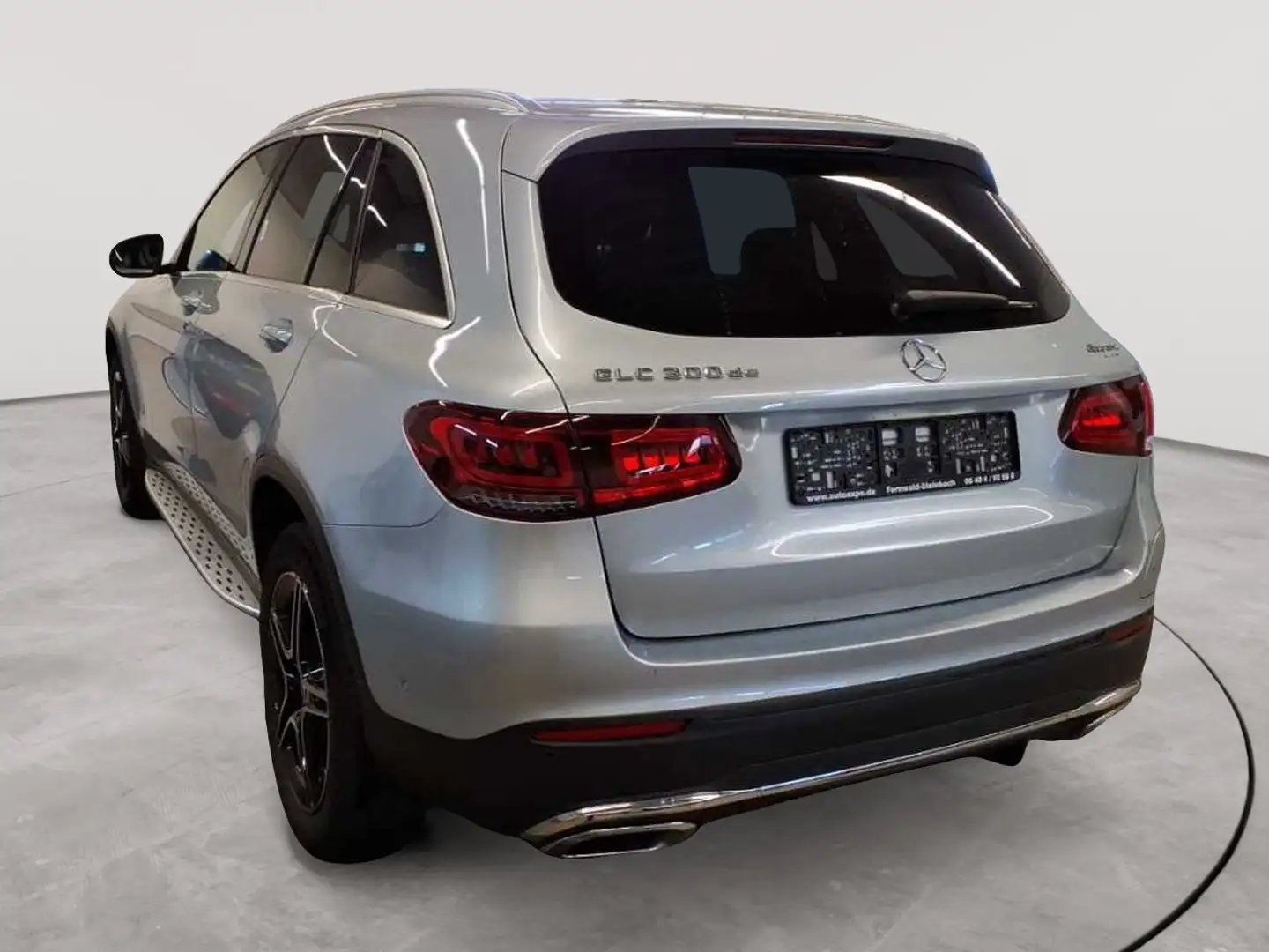 Mercedes-Benz GLC 300 GLC 300 de 4M 9G AMG Line AHK PANO Silber - 2