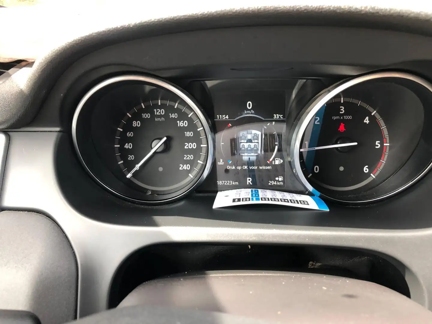 Land Rover Discovery Sport Discovery Sport 2.0TD4 HSE 4x4 Aut. 180 HSE Negro - 2