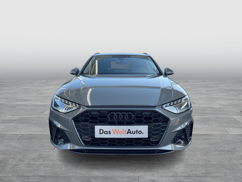 Audi A4 35 TDI S line — photo 2