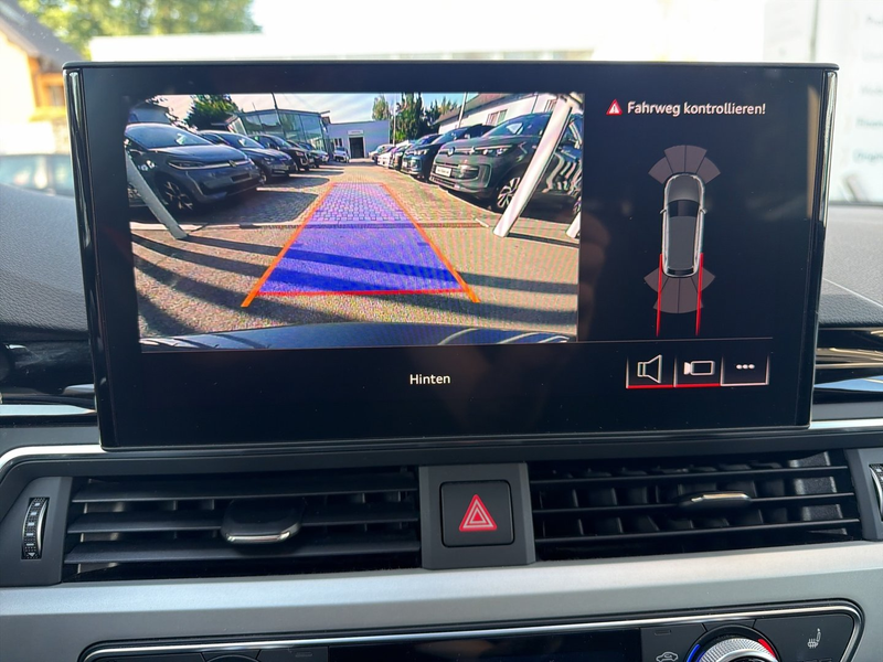 Audi A4 35 TDI S line — photo 9