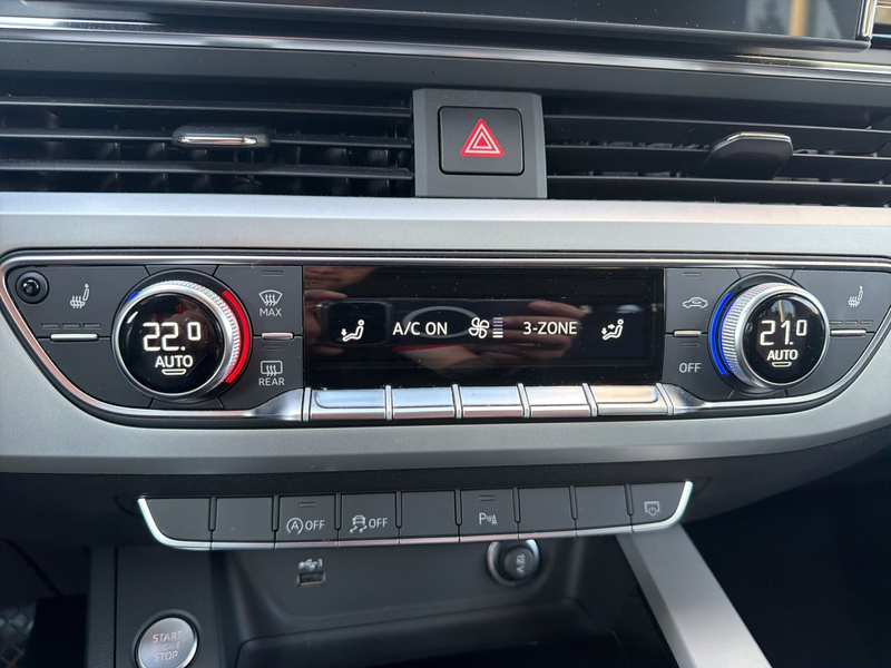 Audi A4 35 TDI S line — photo 13
