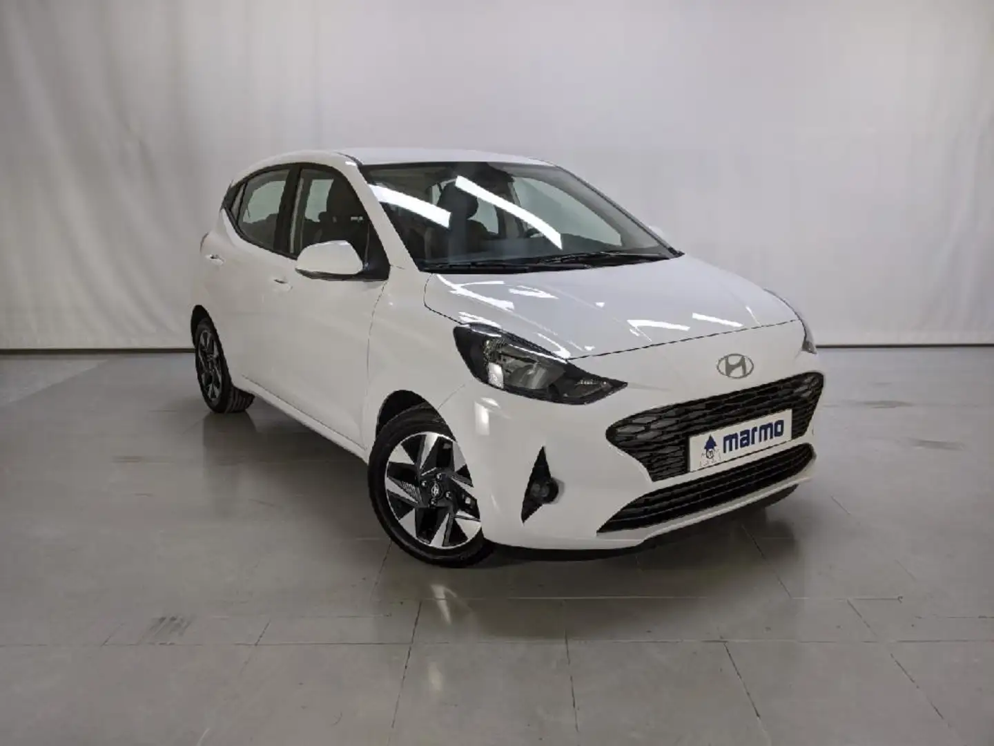 Hyundai i10 KLASS 1.0 63CV SEMINUEVO Blanco - 1