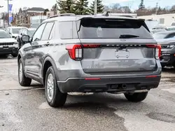 Ford Explorer снимка Ford Explorer