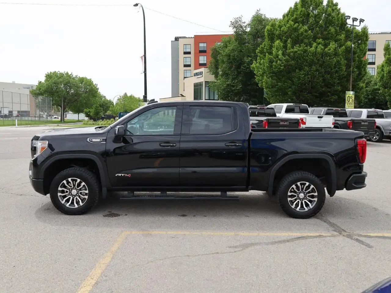 GMC Sierra 1500 снимка GMC Sierra 1500