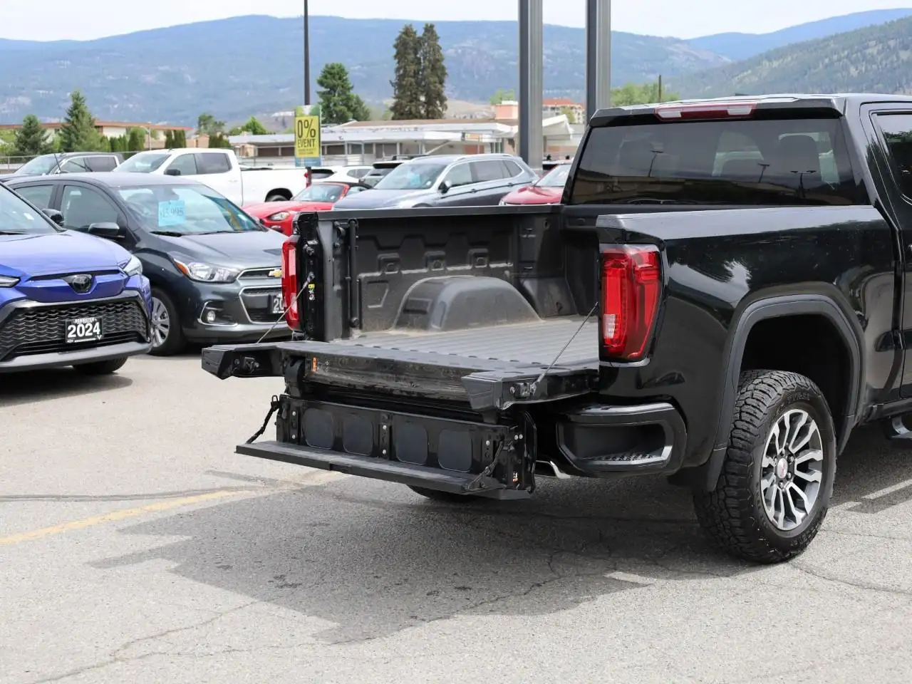 GMC Sierra 1500 снимка GMC Sierra 1500