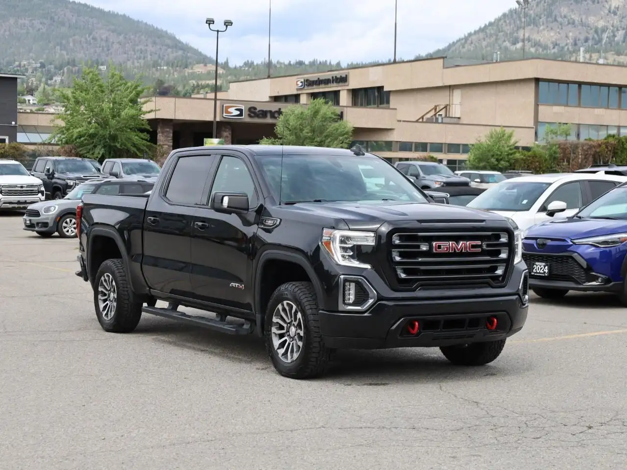 GMC Sierra 1500 снимка GMC Sierra 1500