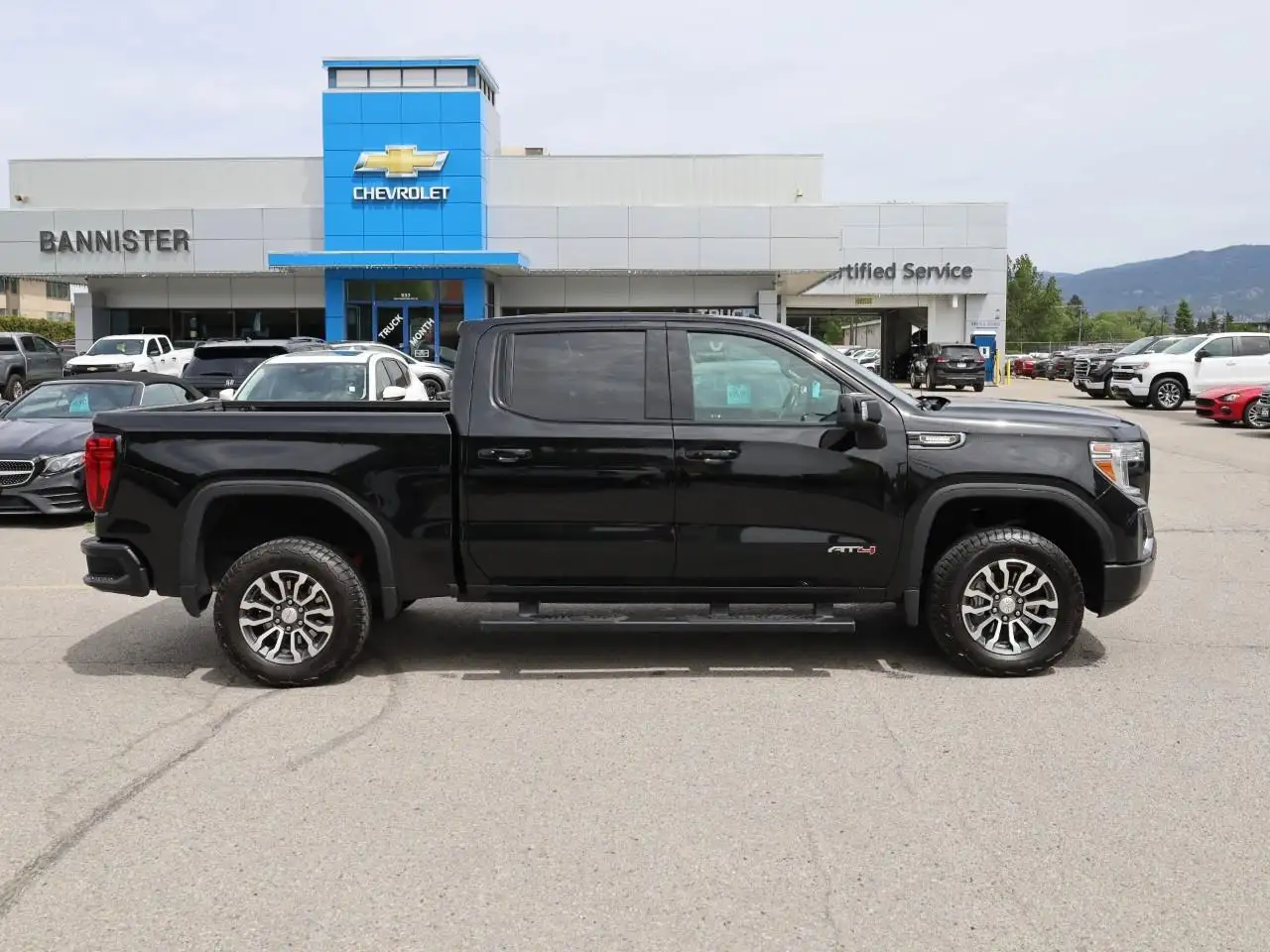 GMC Sierra 1500 снимка GMC Sierra 1500