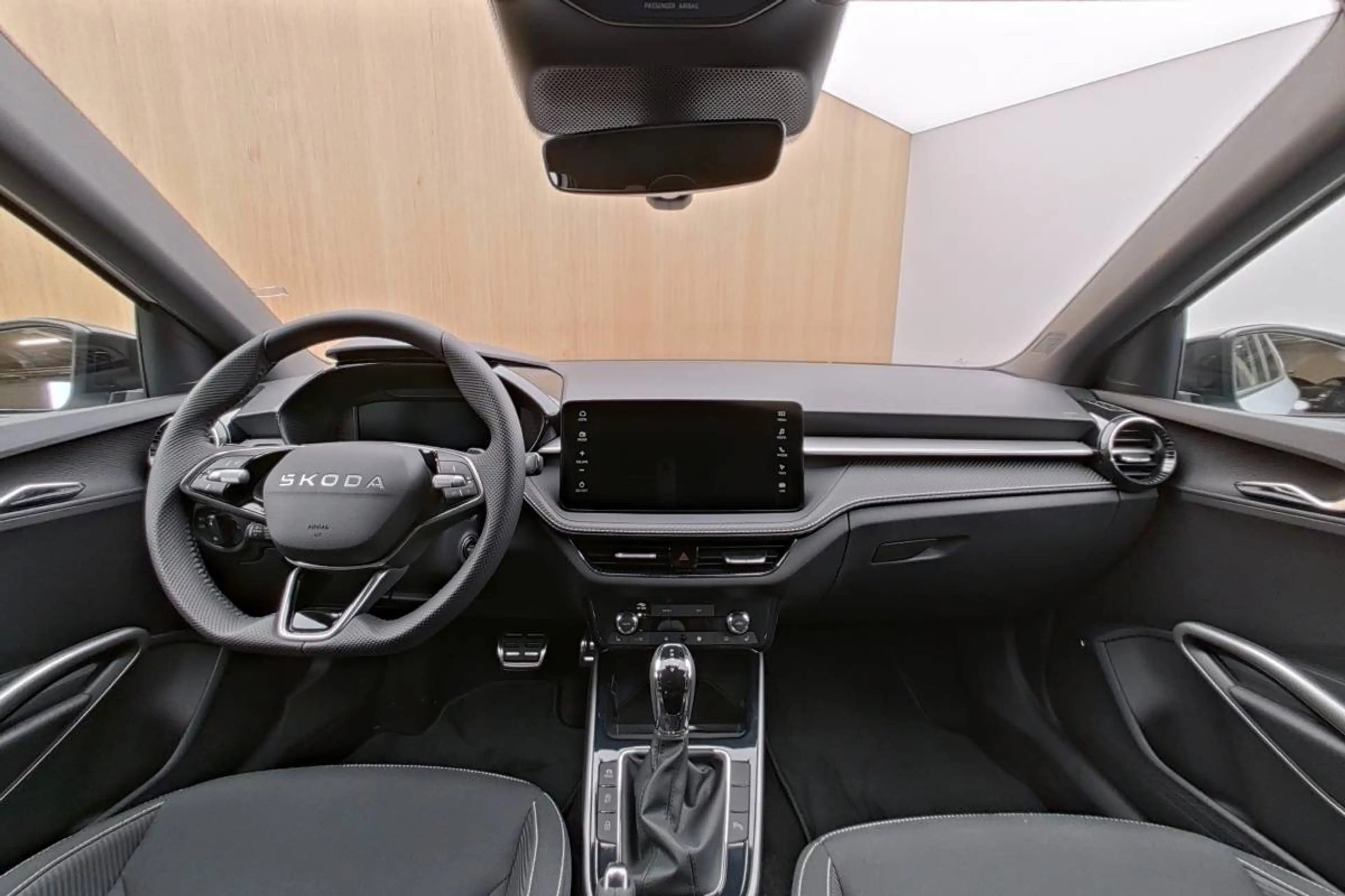Skoda Fabia Fabia 1.5 TSI DSG Edition 130 Matrix PDC SHZ — photo 6