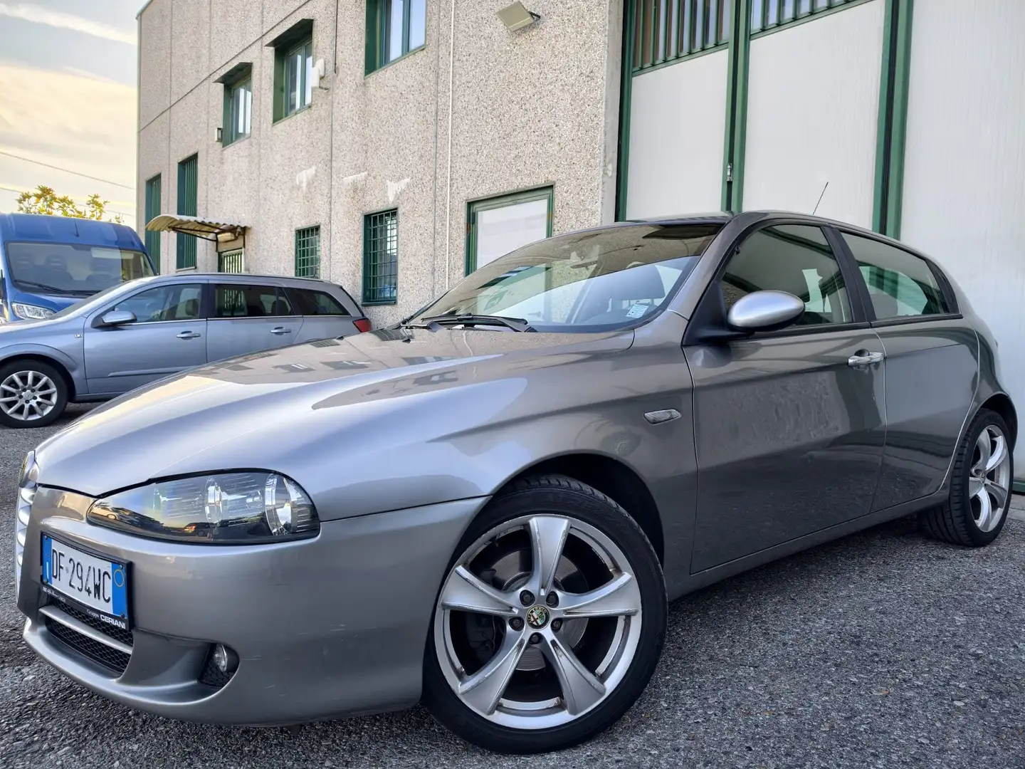 Alfa Romeo 147 Q2 UNICO PROPRIETARIO DIFFERENZIALE TORSEN 2007 5P Šedá - 1