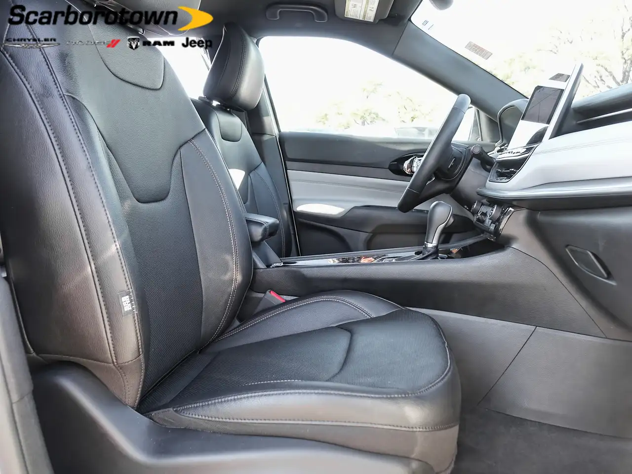Jeep Compass photo Jeep Compass