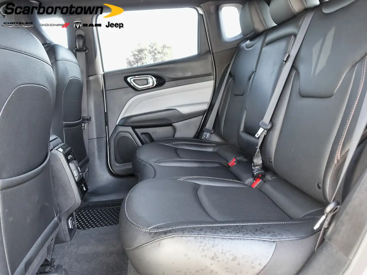 Jeep Compass photo Jeep Compass