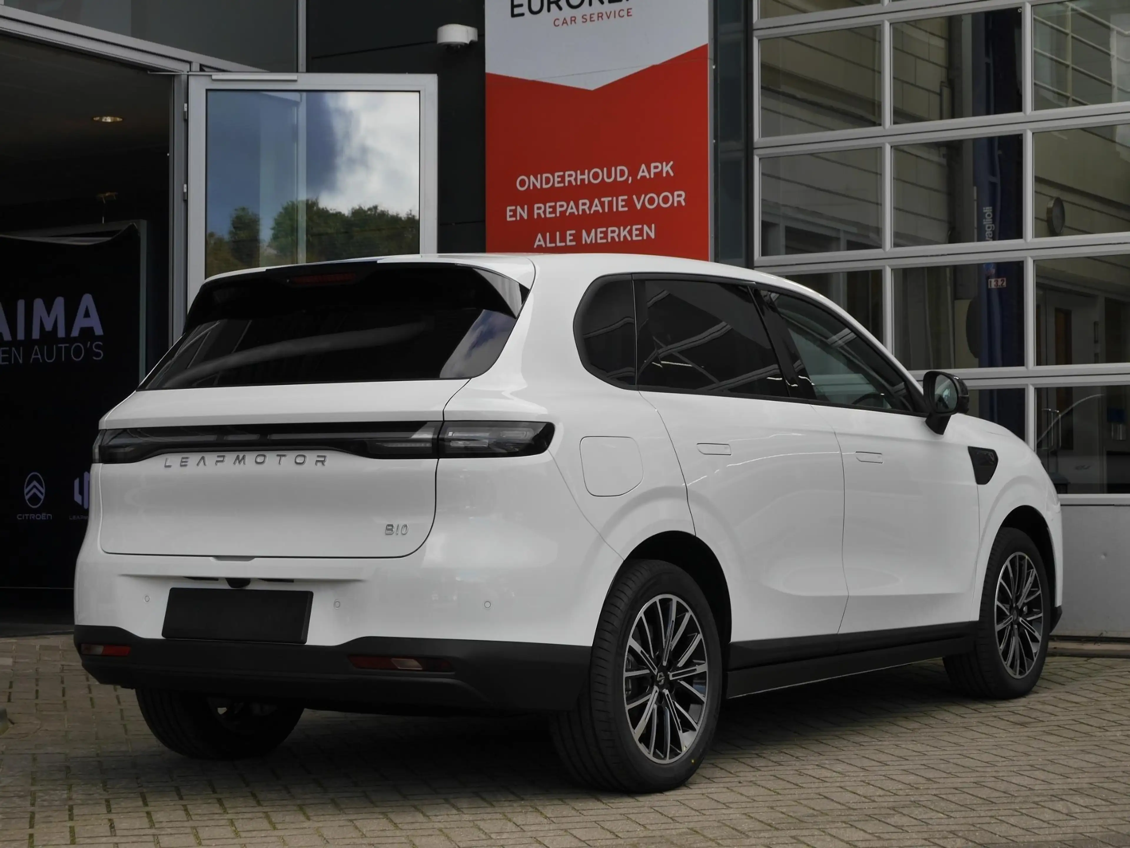 Leapmotor B10 Design ProMax 67.1 kWh Wltp 434km | 750kg trekgewi — photo 5