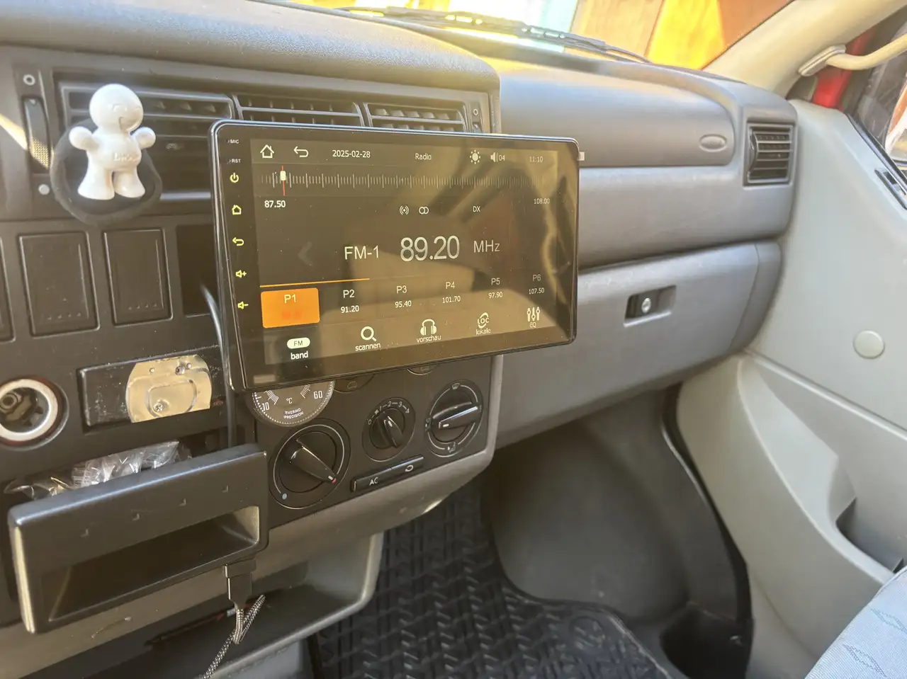 Volkswagen T4 Caravelle 2-3-3 Comfortline 2,5 TDI, foto 6