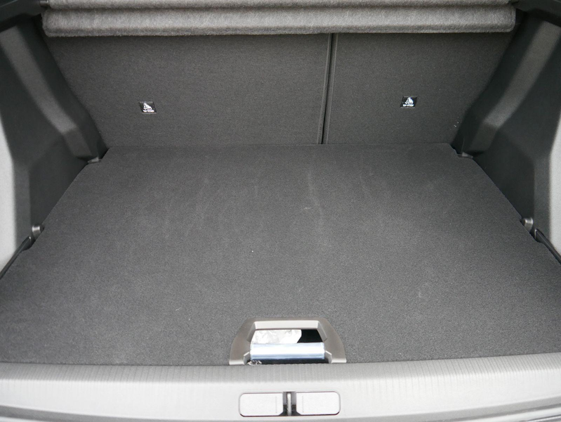 Peugeot 2008 Allure 1.2*NAVI*TEMPOMAT*KLIMA*PDC*LED*BLUETOOT... — photo 7