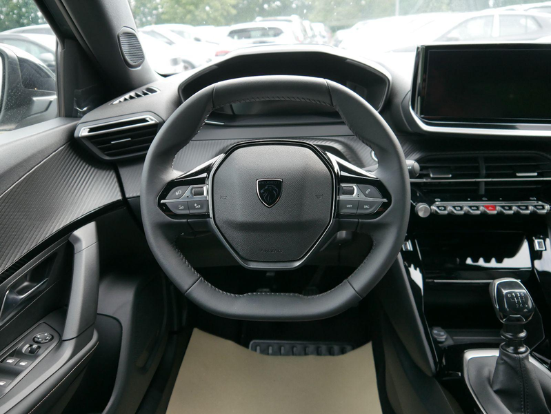 Peugeot 2008 Allure 1.2*NAVI*TEMPOMAT*KLIMA*PDC*LED*BLUETOOT... — photo 12