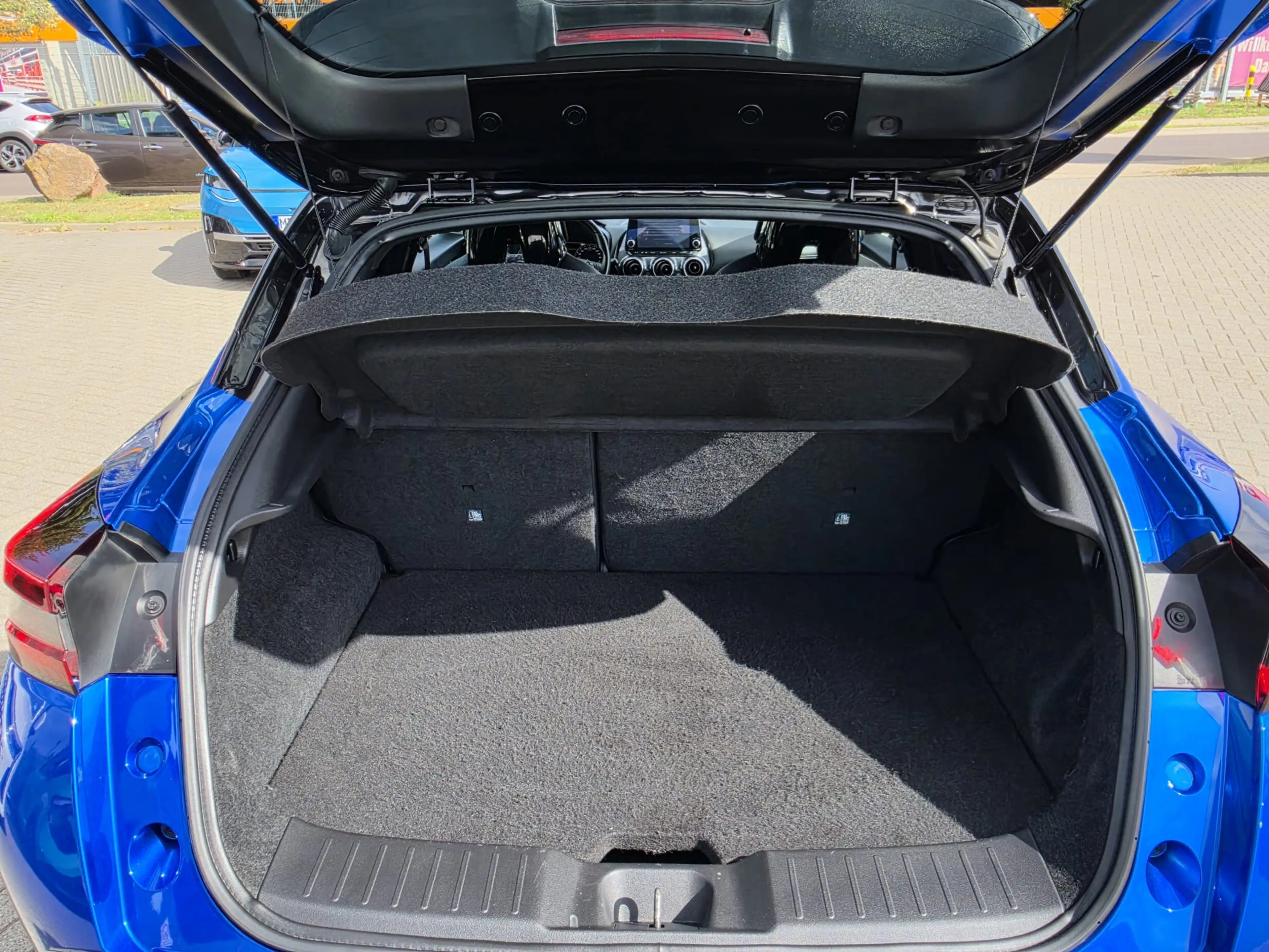 Nissan Juke 1.6 Hybrid TEKNA/2FARBEN/BOSE/NAVI — photo 11