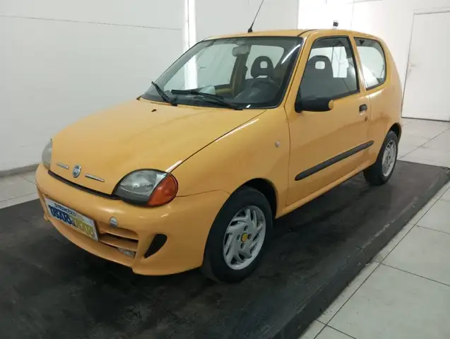 Fiat 600 III 2005 -  1.1 50th Anniversary