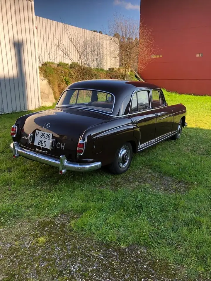 Mercedes-Benz 220, foto 5