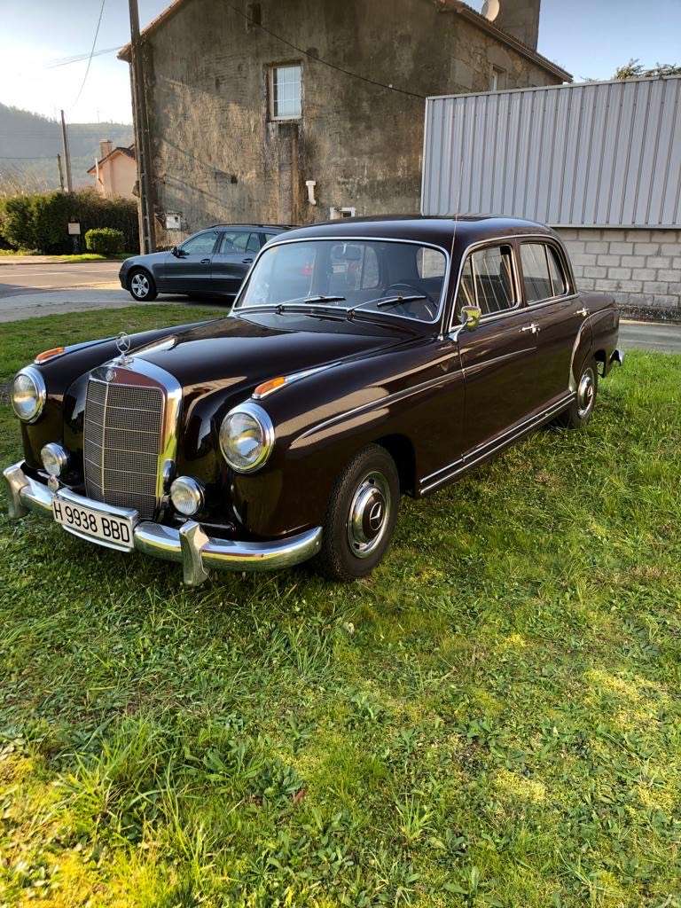 Mercedes-Benz 220 null - foto 1