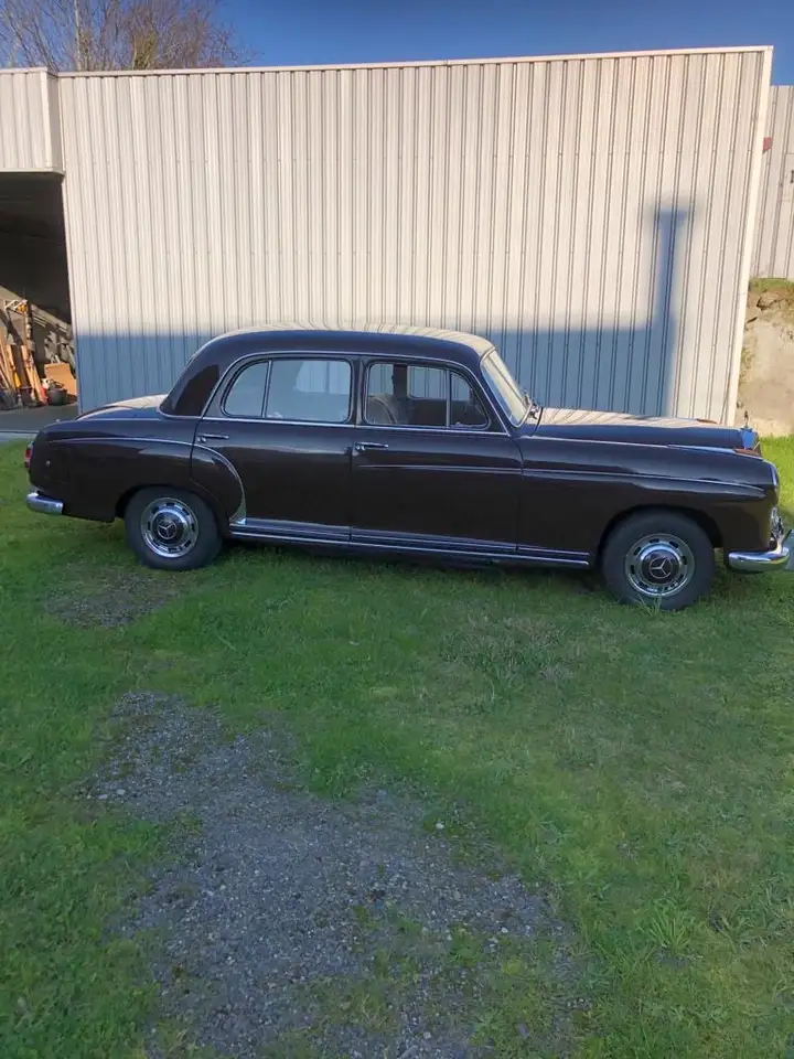 Mercedes-Benz 220, foto 6