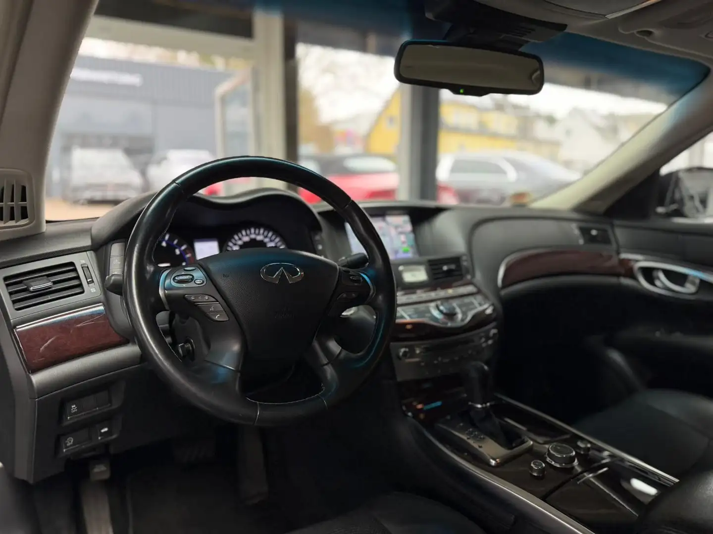 Infiniti Q70 Bi-XENON/SHZ/KAMERA Schwarz - 2