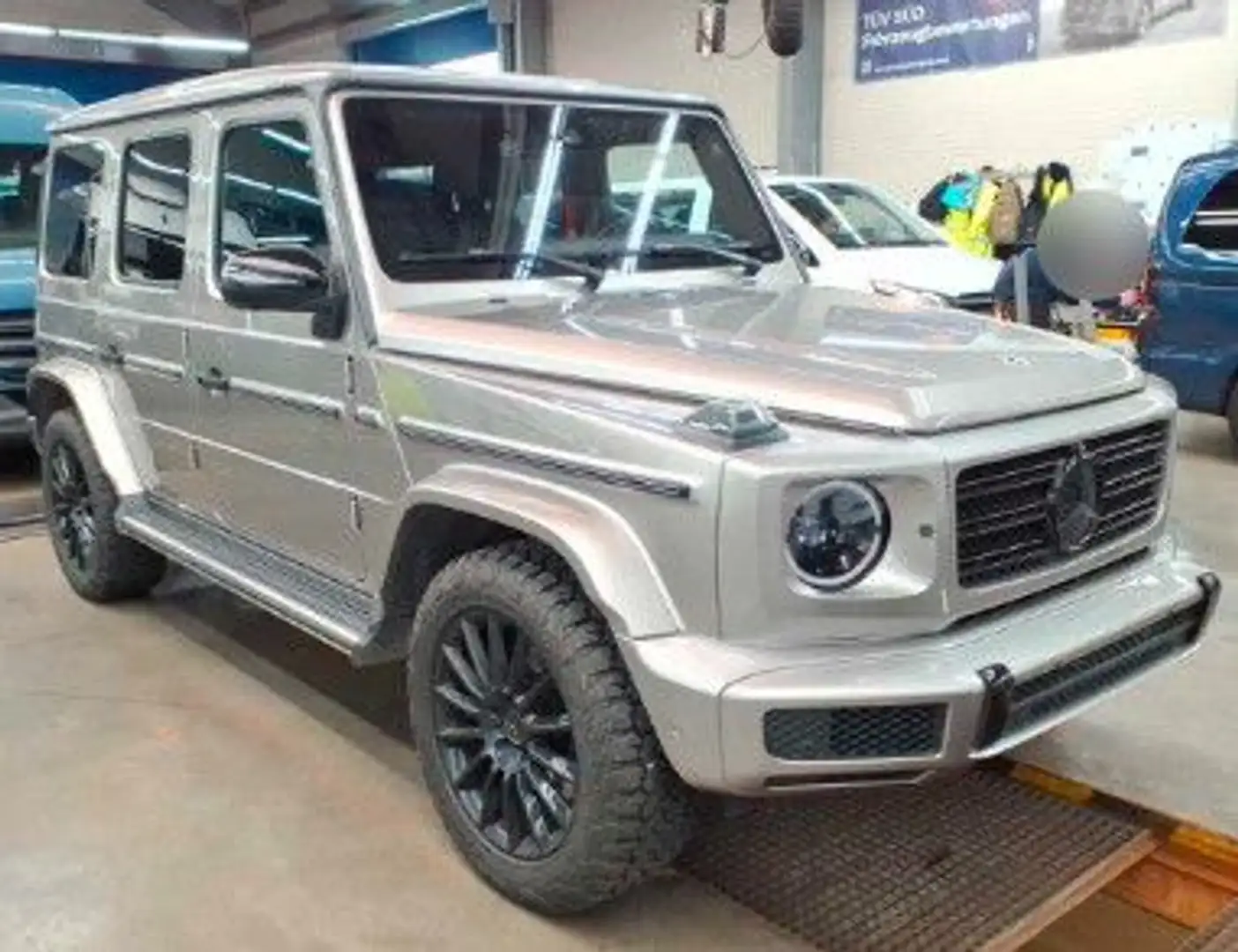 Mercedes-Benz G 350 d AMG LINE*SITZKLIMA*EXCLUSIVE*ACC*BURM* Argent - 1
