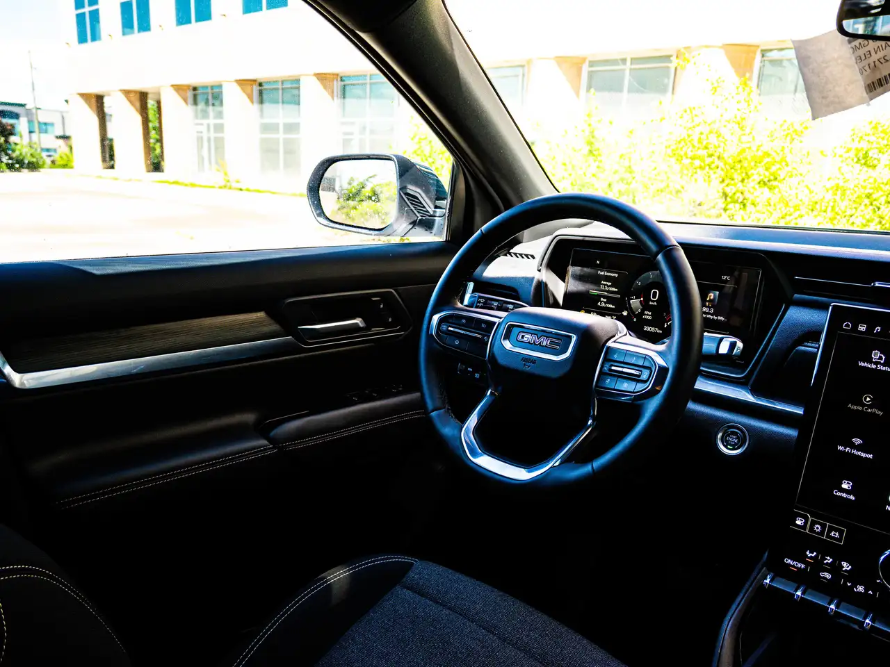 GMC Terrain photo GMC Terrain