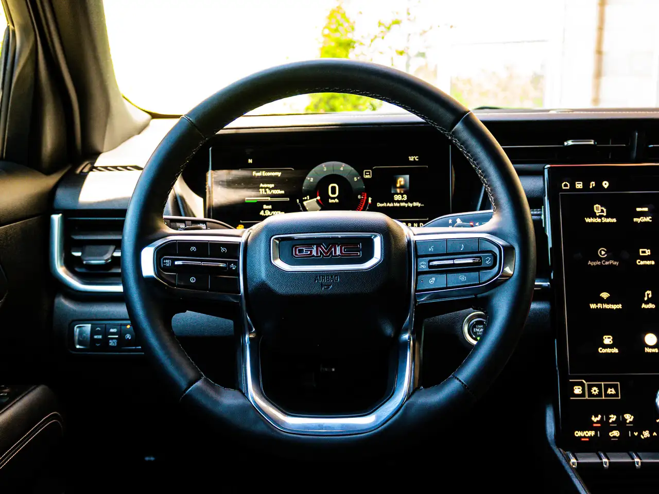 GMC Terrain photo GMC Terrain