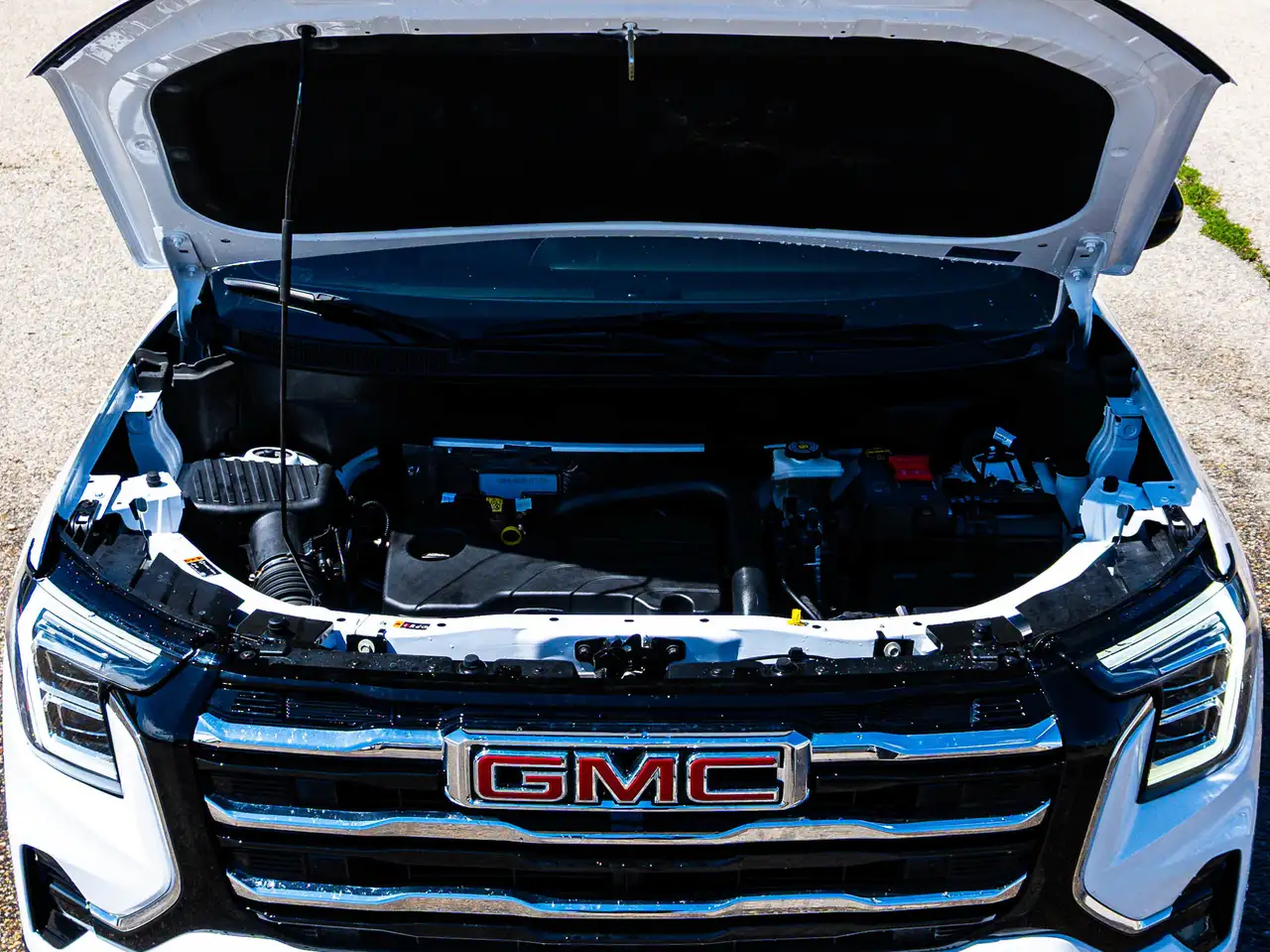 GMC Terrain photo GMC Terrain