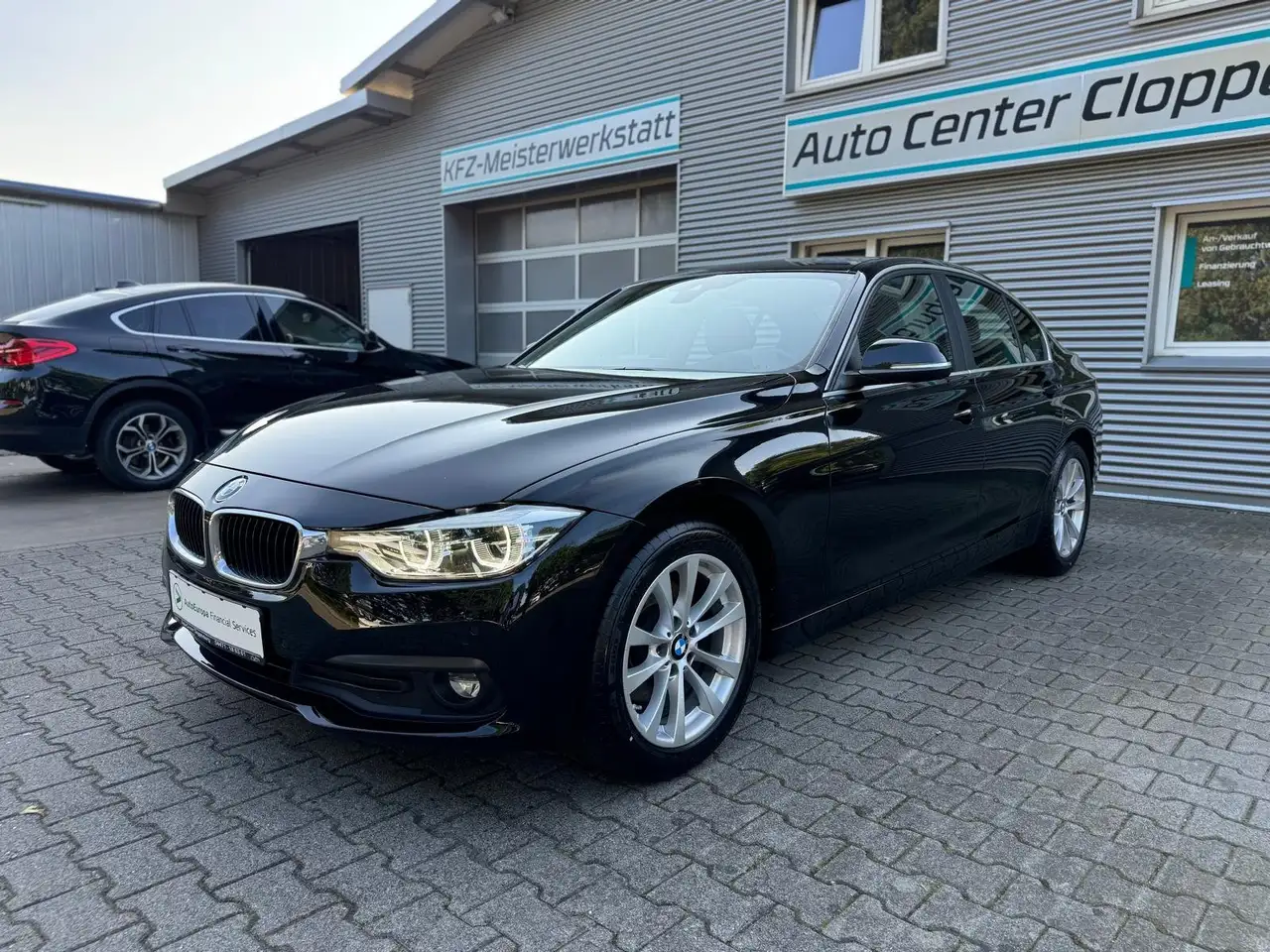 BMW 320