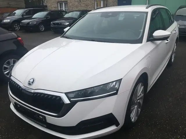 Skoda Octavia BREAK AUTOMAAT 1.4 TSI 110KW eTec BENZINE/ELEKTR