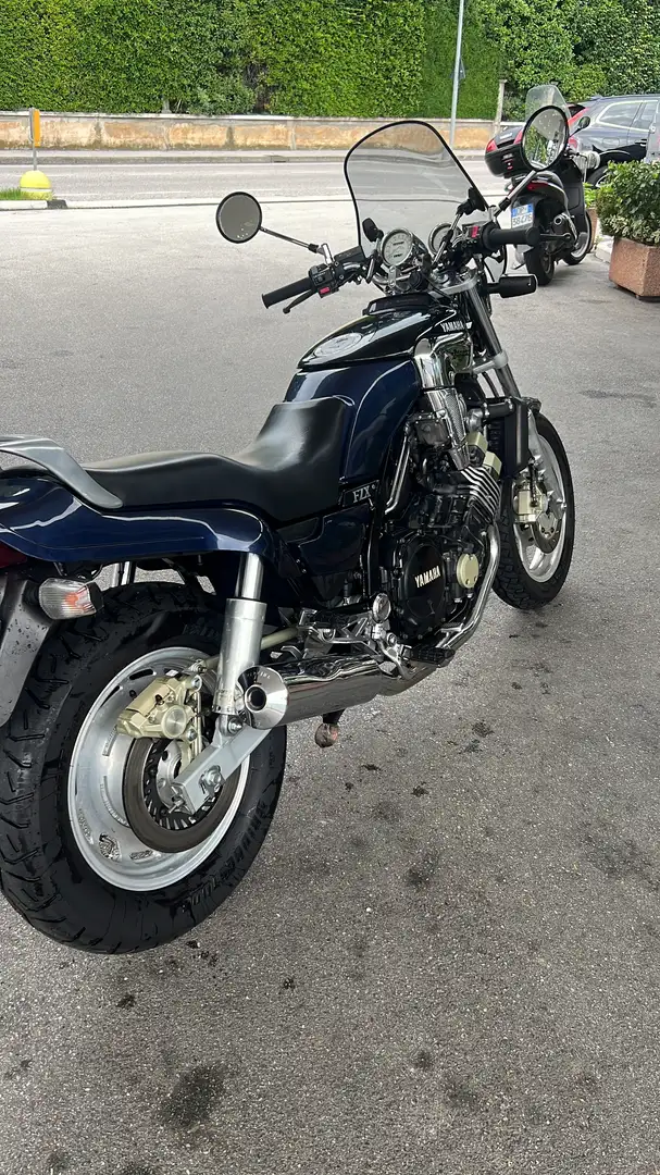 Yamaha FZX 750 - 1