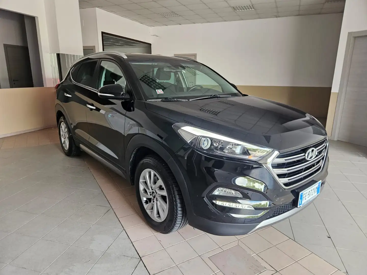 Hyundai TUCSON 1.7 crdi Comfort 2wd 115cv - 1