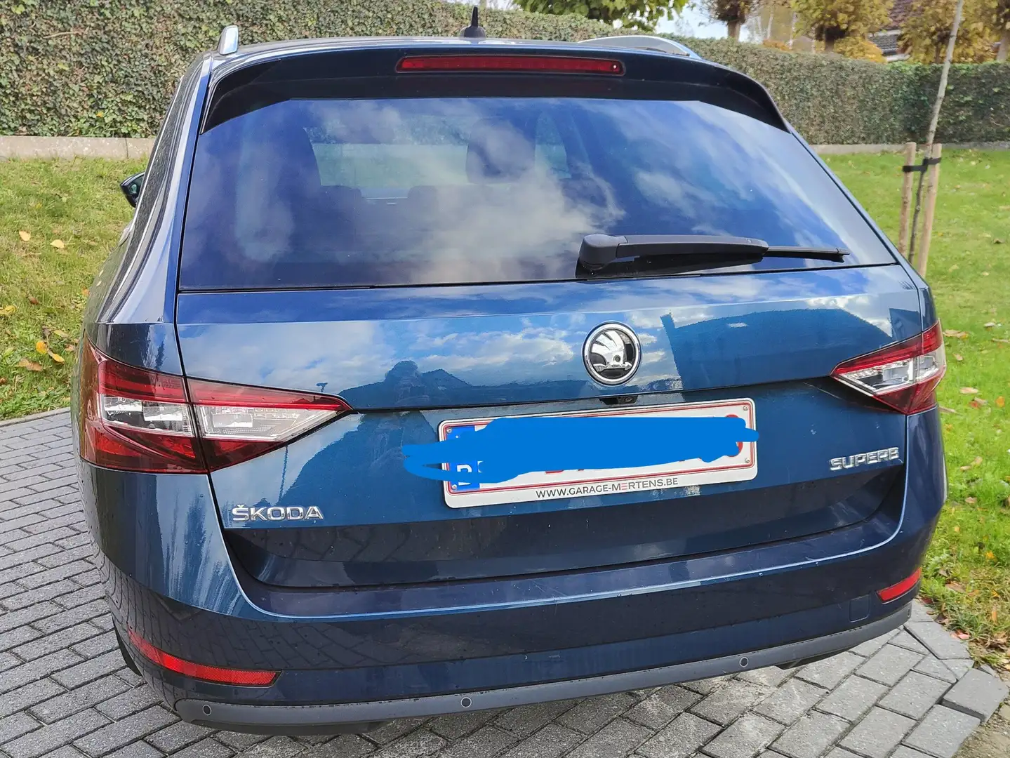 Skoda Superb Superb Combi 2.0 TDI Style Blauw - 2