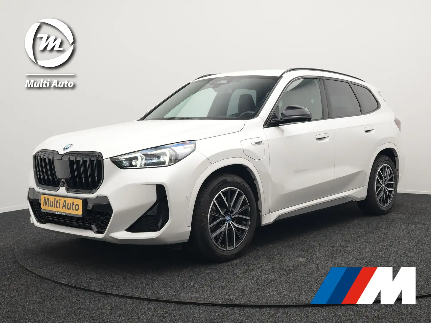 BMW X1 xDrive30e M-Sport Plug In Hybrid 326pk Dealer O.H Blanc - 1