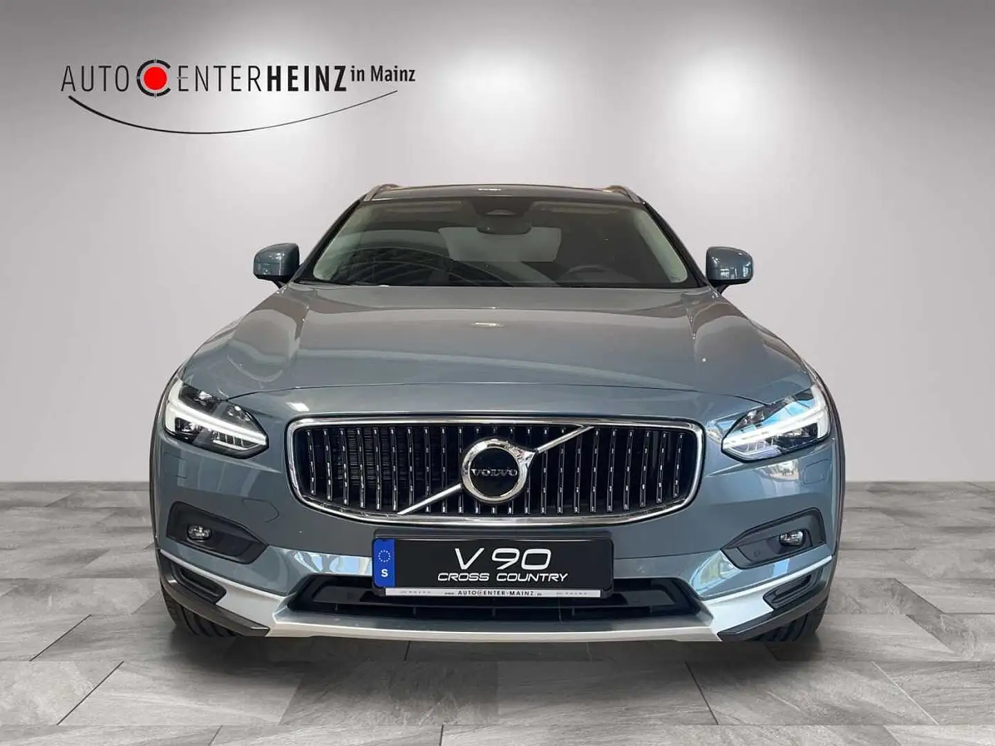 Volvo V90 Cross Country Plus, B4 AWD Mild-Hybrid, Diesel Grigio - 2
