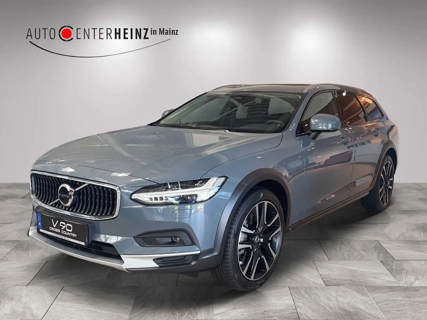 Volvo V90 Cross Country Plus, B4 AWD Mild-Hybrid, Diesel Gris - 1