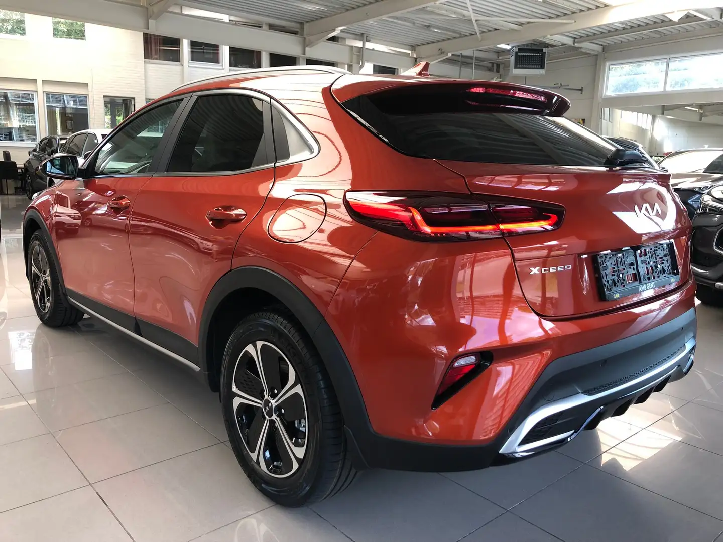 Kia XCeed 1.6 GDi PHEV HYBRIDE - NIEUW - CO 32g/km!! Orange - 2