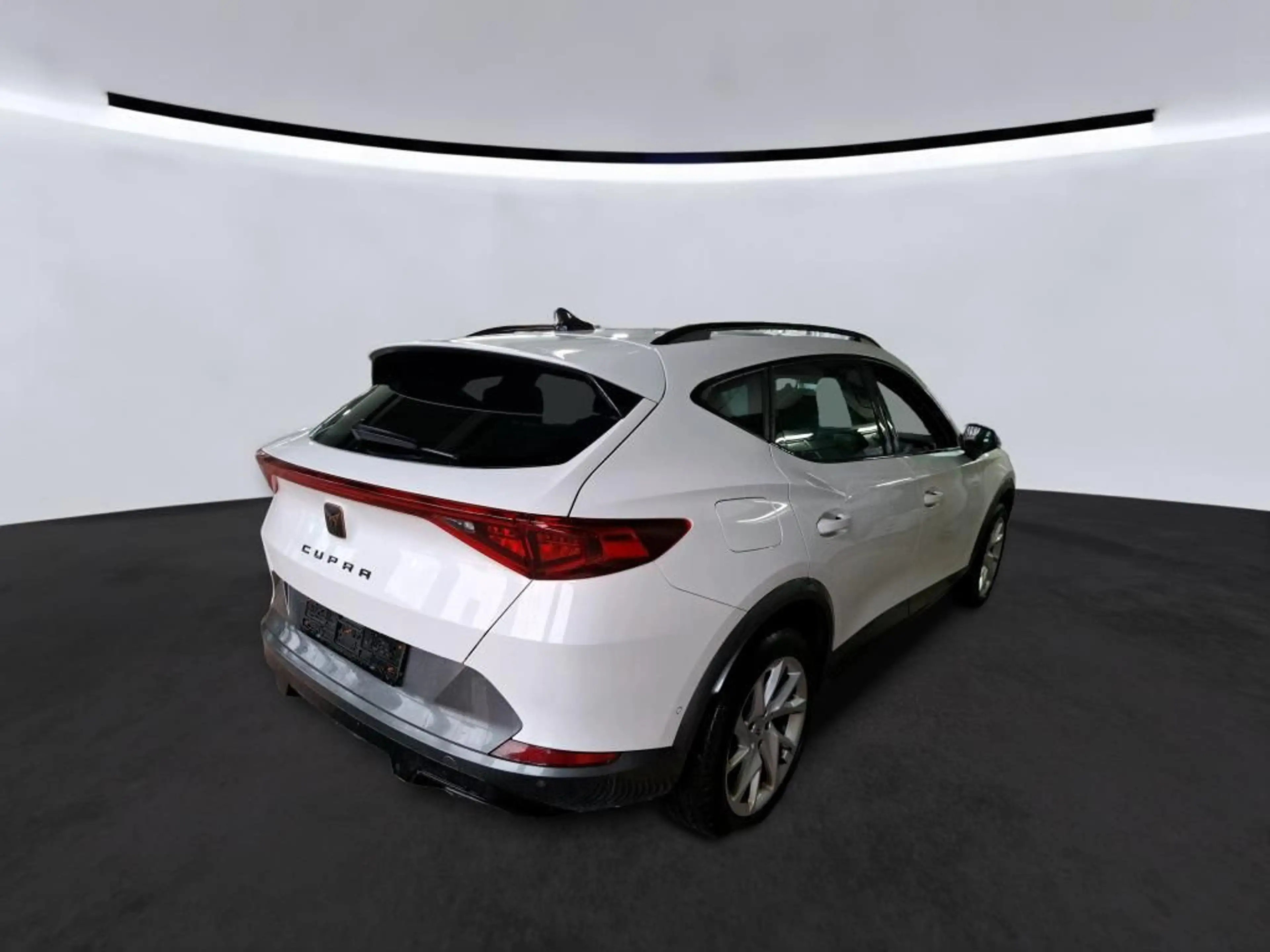 CUPRA Formentor 1.5 TSI DSG Basis Matrix FULL LINK SHZ — photo 3