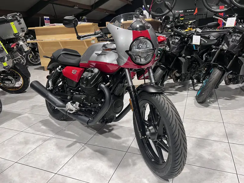 Moto Guzzi V 7 - foto 7